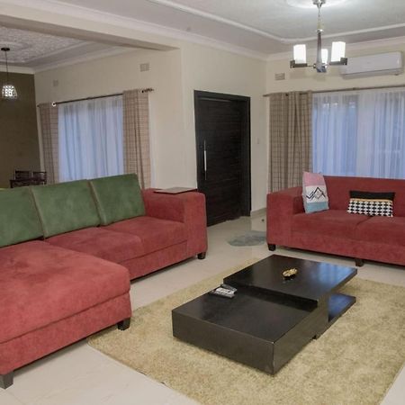Royal Suites Apartments Lusaka Kültér fotó