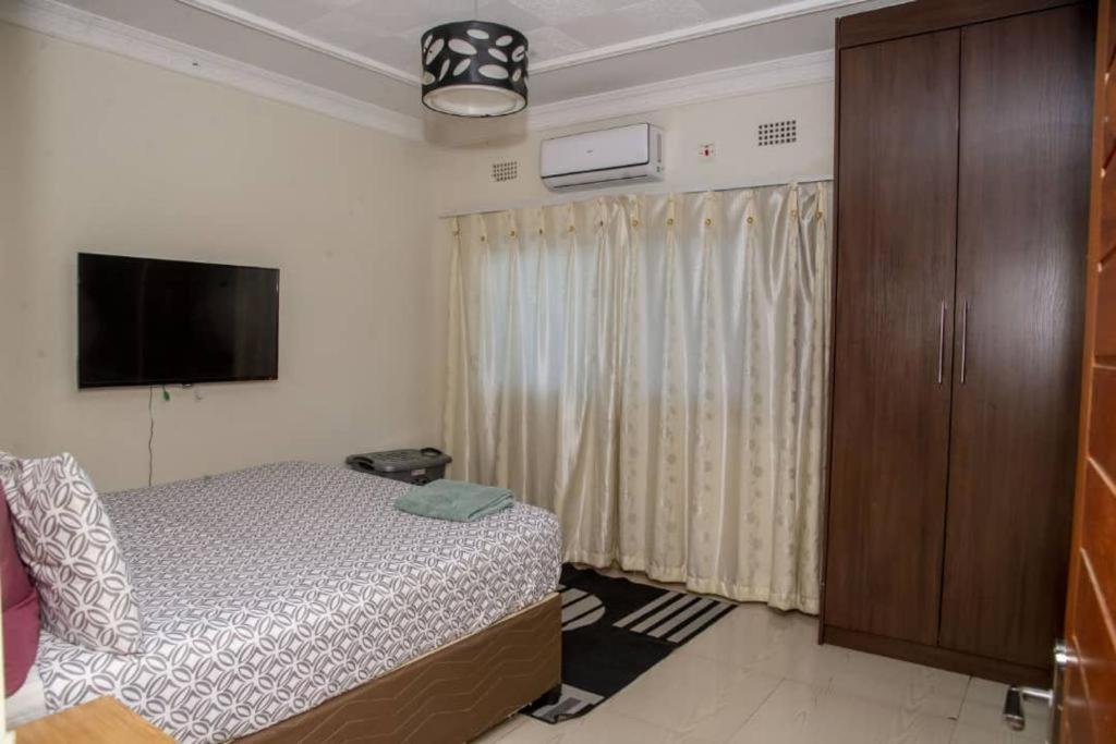 Royal Suites Apartments Lusaka Kültér fotó